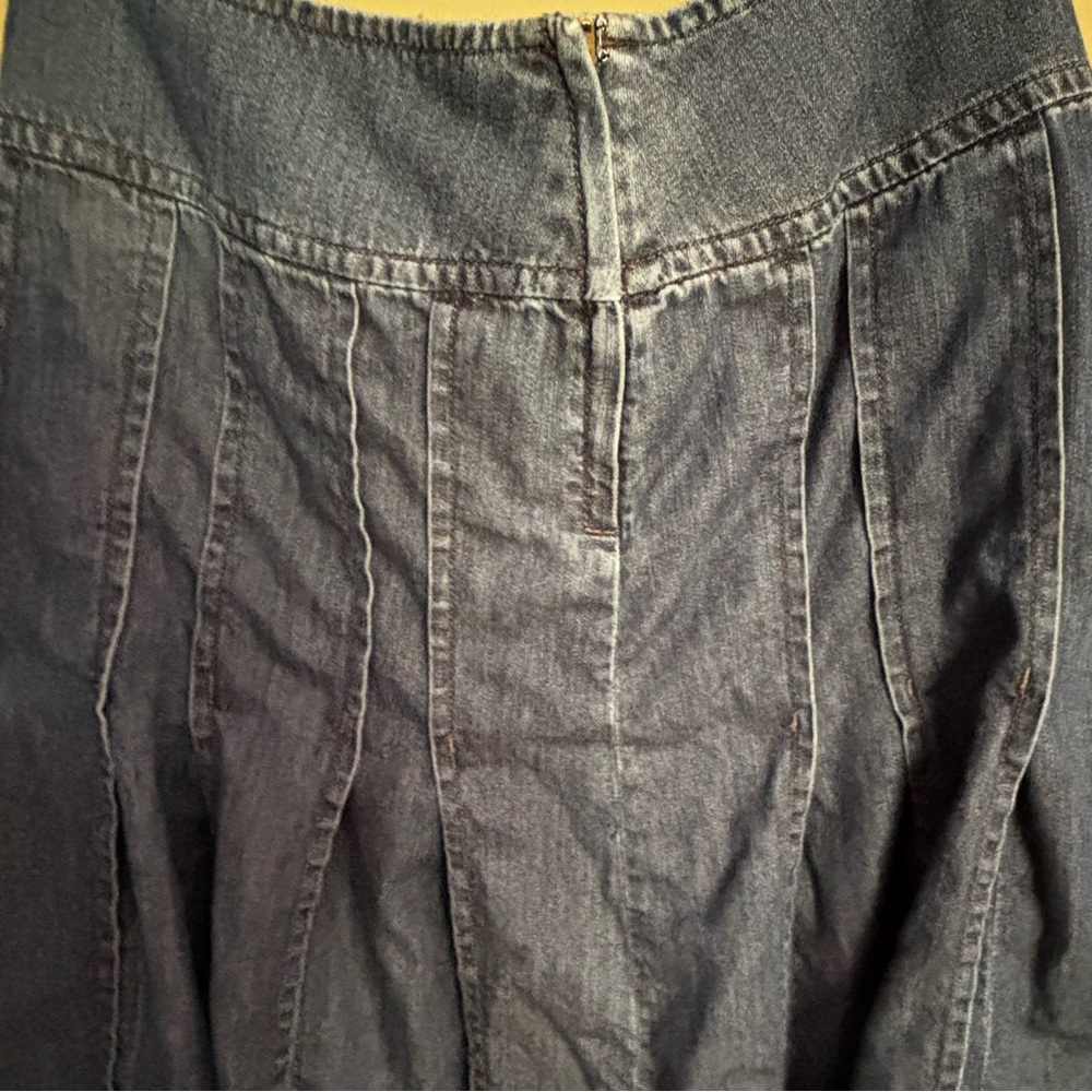 SOLD Liz Claiborne Vintage Denim Fit and Flare Skirt Size 10 - Picture 5 of 5